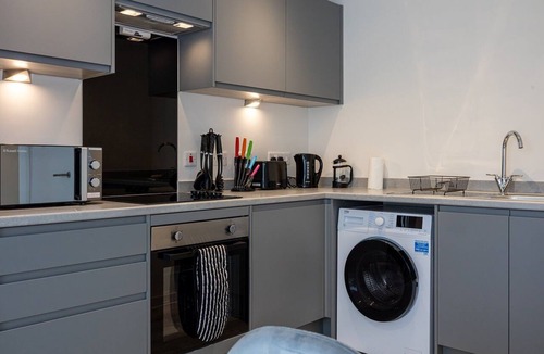 Vauxhall Apartment | GuestReady - Tranquil Vauxhall Stay