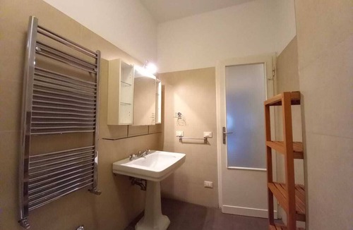 Oltrarno Apartment | Guicciardini Second Floor