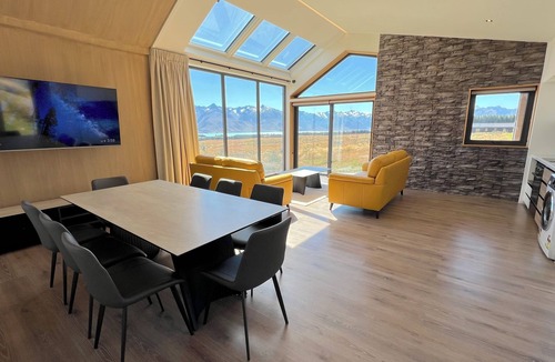Tekapo Cabin | Guide Hill Station Lodge