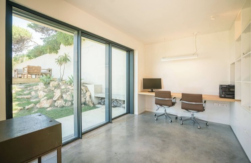 Praia do Guincho House | Guincho Lodge