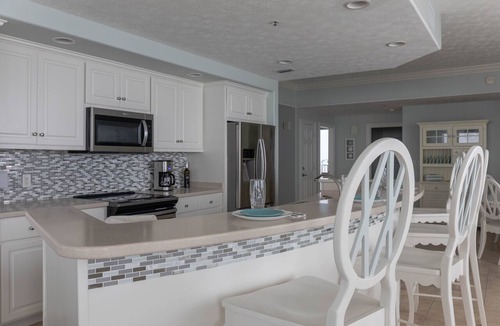 Thomas Drive Condo | Gulf Front 3 Bedroom; Wrap-around balcony; Newly renovated, including bunkbeds.