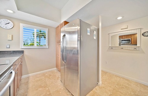 Sanibel Condo | Gulf-Front Comfort at Shell Island Beach Club 7B