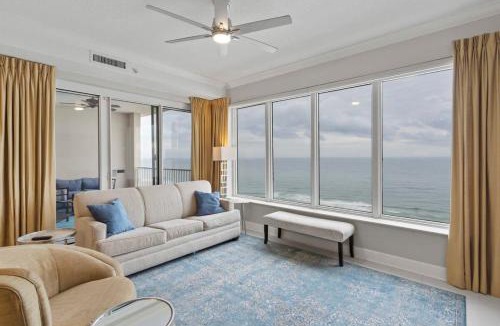 Orange Beach East Hotel | Gulf Front Condo Outdoor Pool & Grill