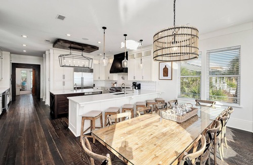 Gulf Pines House | Gulf-Front Home w/Infinity Pool and Games