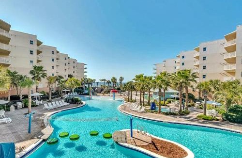 Fort Walton Beach House | Gulf front resort with shared pool beach access Lazy river washer&dryer