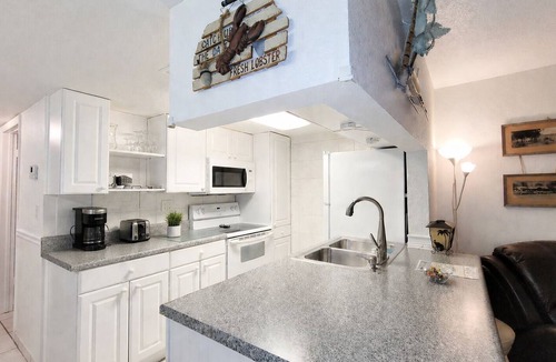 Sunset Beach Condo | GULF FRONT SUNSETS 2BR/2B TREASURE ISLAND SUNSET BEACH