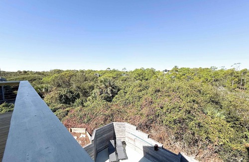Plantation House | Gulf-Front,Pool, Hot Tub, 5 Kings, Elevator