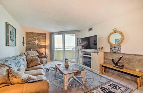 Hudson House | Gulf-Front Views: Coastal Hudson Condo!