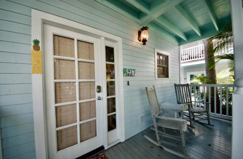 Bahama Village House | Gulf Getaway