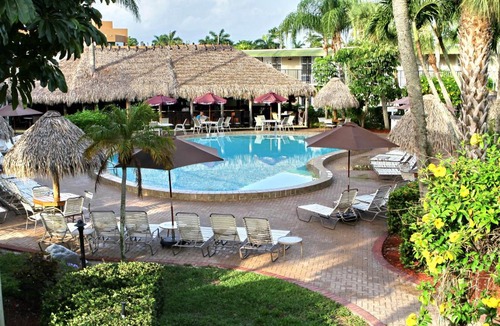 Moorings Hotel | Gulfcoast Inn Naples