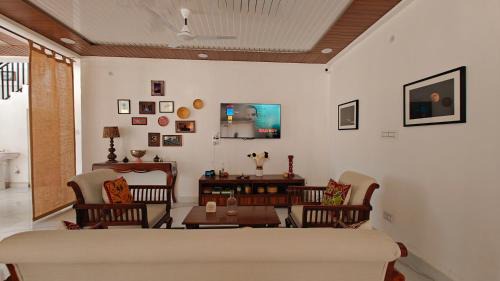 Gunehr House | Gulrang