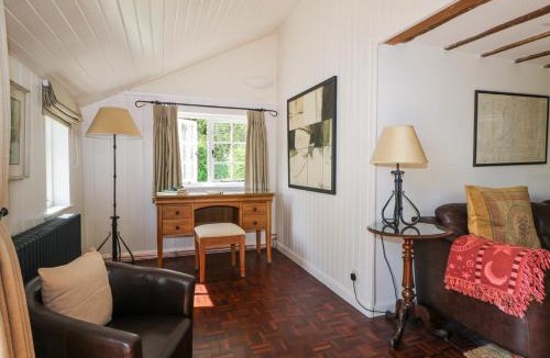 Upper Dicker House | Gun Hill Cottage