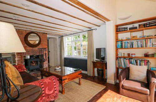 Upper Dicker House | Gun Hill Cottage