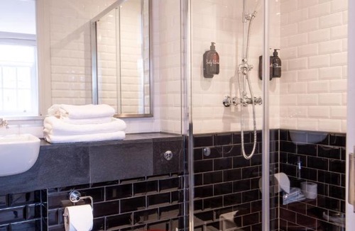 Marylebone Hotel | Gunmakers