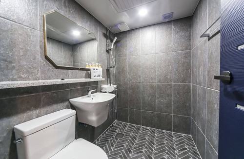 Gunsan Hotel | Gunsan H