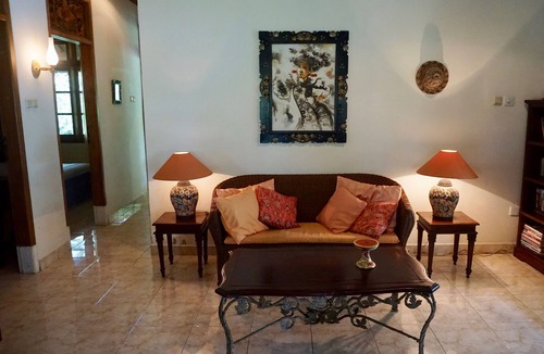 Rangdu Bed & Breakfast | Gunung Paradis Retreat