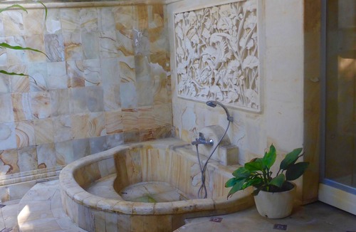 Rangdu Bed & Breakfast | Gunung Paradis Retreat