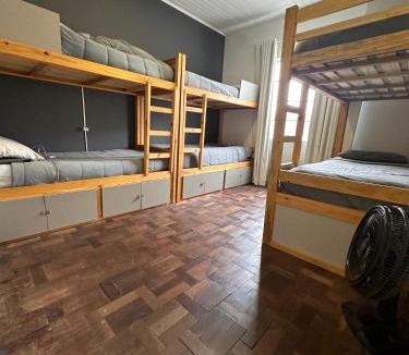 Alto da Rua Quinze Hostel | Gup Hostel