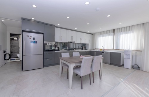 Antalya City Centre Hotel | Gurcuoglu Homes