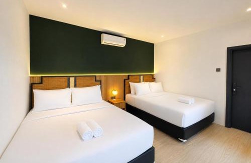 Srimulyo Villa | Guru Giri Forest Cabin 2BR 8 Pax with Breakfast