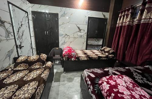 Amritsar Hotel | Guru Nanak Dev Ji Yatri Niwas