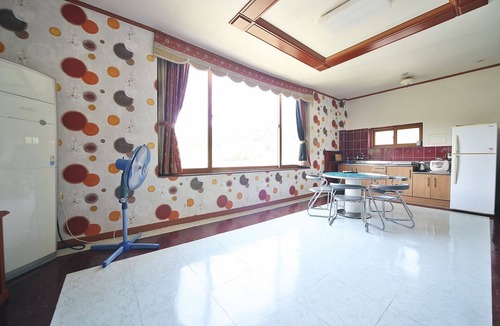 Naesan-ri Hotel | Gurye Purunsol