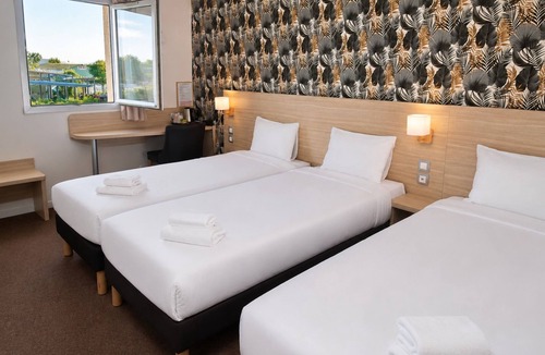 Pacy-sur-Eure Hotel | Hôtel Altina