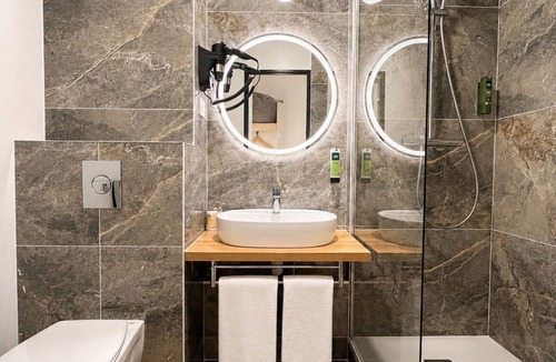 Pacy-sur-Eure Hotel | Hôtel Altina