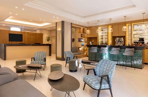 Jean-Medecin Hotel | Hôtel Apollinaire Nice