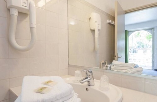 Le Lavandou Hotel | Hôtel Astria