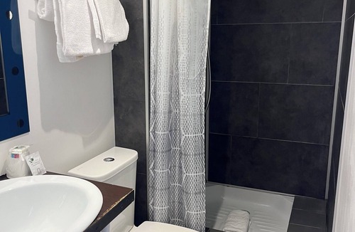 Centre Ville Hotel | Hôtel Au Spatial