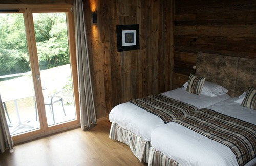 Marigny-Saint-Marcel Hotel | Hôtel Blanc