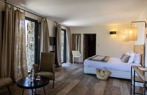Lama Hotel | Hôtel Case Latine