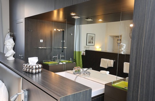 Brive-la-Gaillarde Hotel | Hôtel Château Lacan
