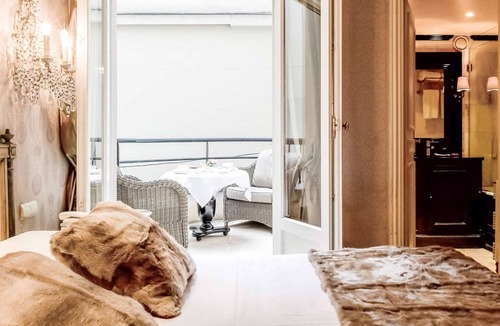Faubourg-du-Roule Hotel | Hôtel Chateaubriand Champs Elysées