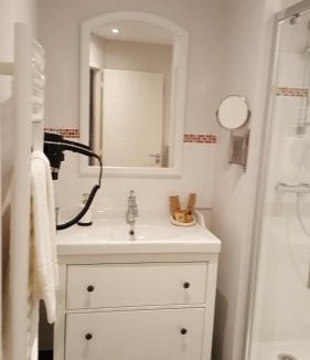 Cathedrale Hotel | Hôtel Chez Jacqueline