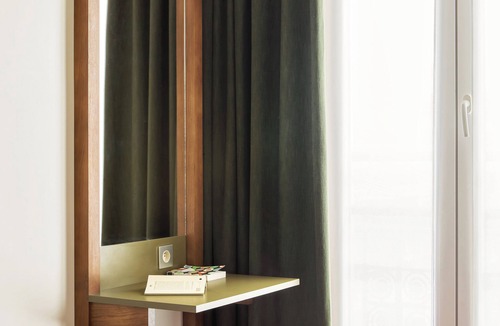 18th Arrondissement Hotel | Hôtel Dalila