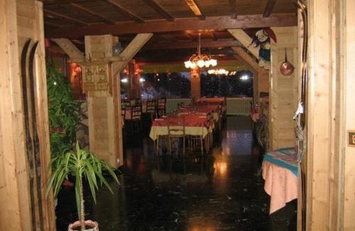 Gex Hotel | Hôtel De La Couronne