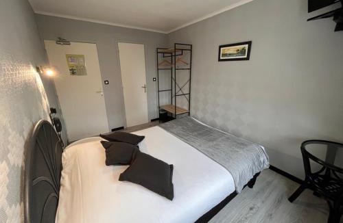 Theix-Noyalo Hotel | Hôtel des îles