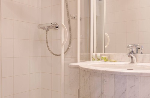 13th Arrondissement Hotel | Hôtel des Ecrivains