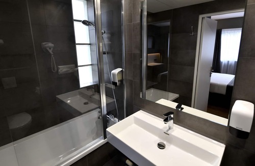 Quartier du chateau Hotel | Hôtel des Quatrans
