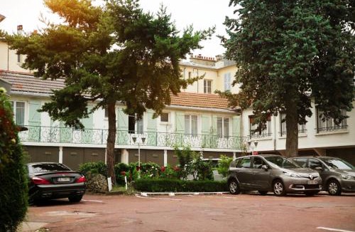 Notre-Dame Hotel | Hôtel du Cheval Rouge