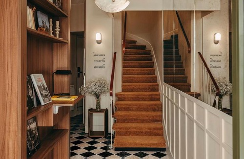 Latin Hotel | Hôtel du Savoir