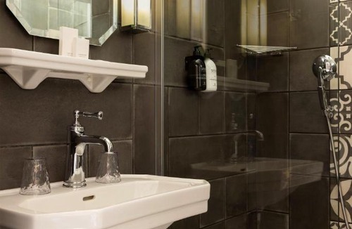 Quartier Saint-Ambroise Hotel | Hôtel Fabric