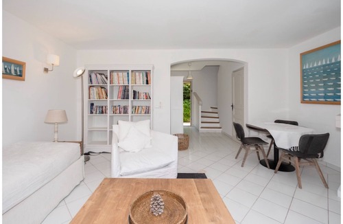 Cogolin Hotel | Hôtel Font Mourier
