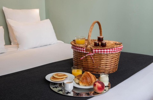14th Arrondissement Hotel | Hôtel Helzear Montparnasse by Esteem