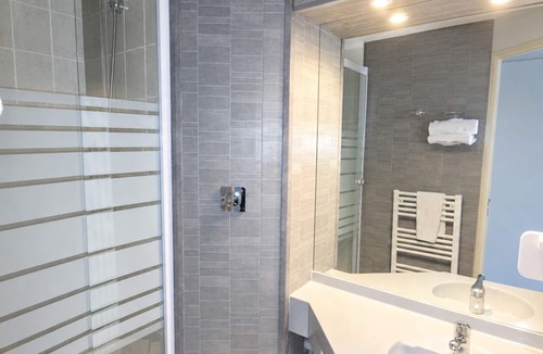 Saint-Gervais-la-Foret Hotel | Hôtel IKAR Blois Sud
