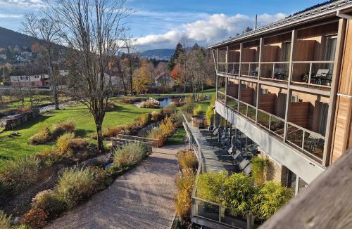 Xonrupt-Longemer Hotel | Hôtel Interlaken Lounge Bar & Spa