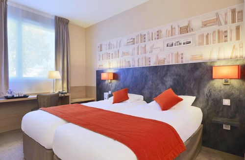 Beaucouze Hotel | Hôtel Kyriad Angers Ouest Beaucouzé