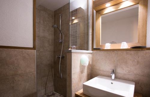 Nevache Hotel | Hôtel L'Echaillon